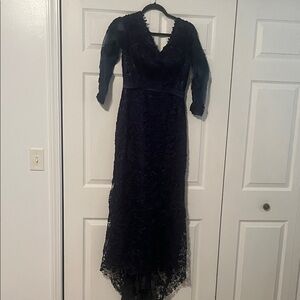 Elegant Navy Lace Evening Gown